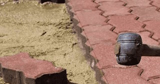 Укладка плитки на песок в Большой Камне в октябре