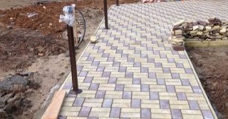 Укладка тротуарной плитки под ключ в Большой Камне в октябре