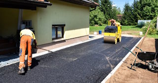 Асфальтирование тротуаров в Большой Камне - цена от 3549 руб. в ТротуарнаяПлитка